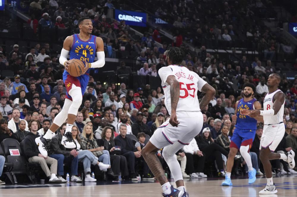 队迎来了历 队迎来了历